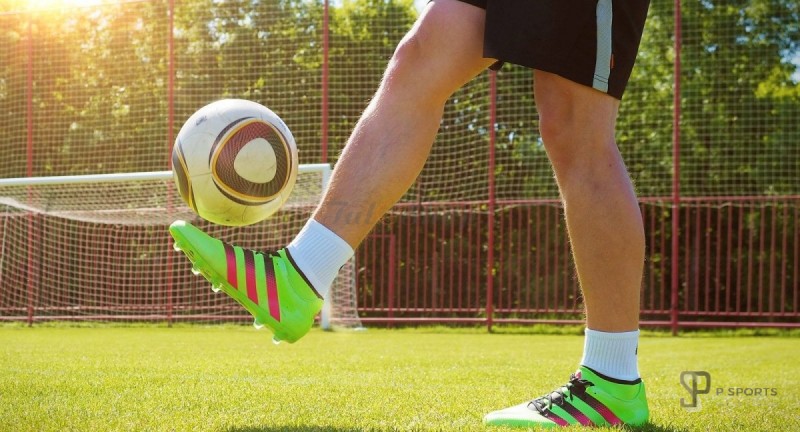 Những đôi giày bóng đá đẹp nhất thế giới